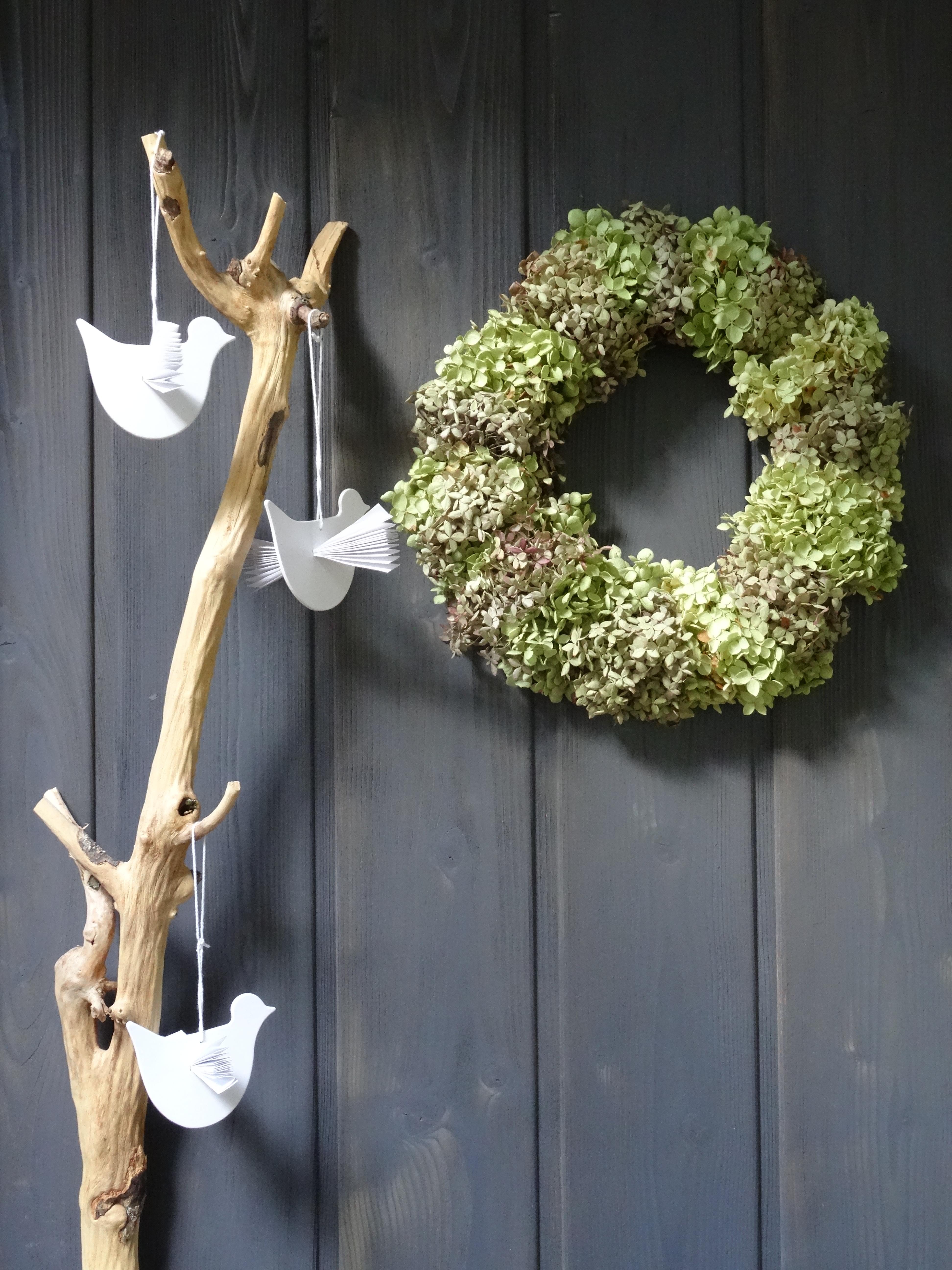 DIY Blumenkranz aus Hortensien binden 